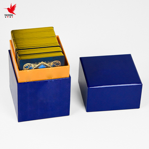 Barajas de Tarot de oráculo con borde dorado impreso personalizado, cartas de Tarot de plástico personalizadas con logotipo personalizado